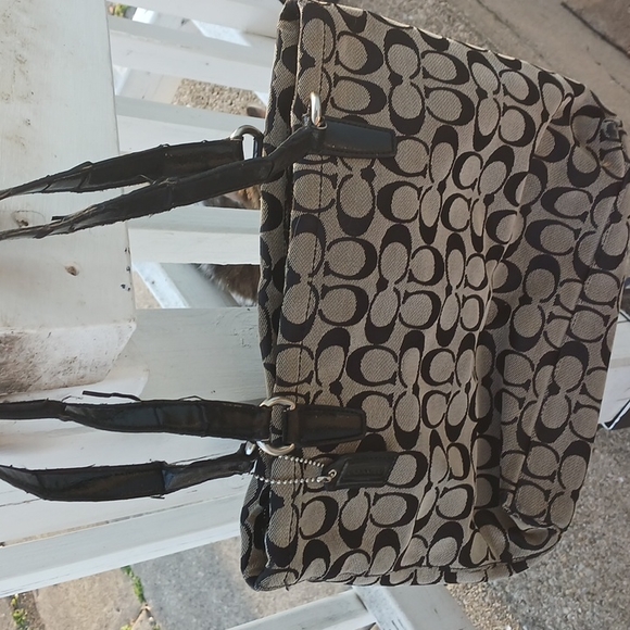 Coach Bags Coach Purse There Is Some Cracking On Handles Poshmark